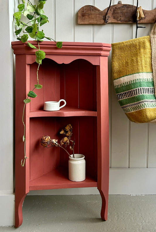 Vintage - Painted Timber Corner Shelf
