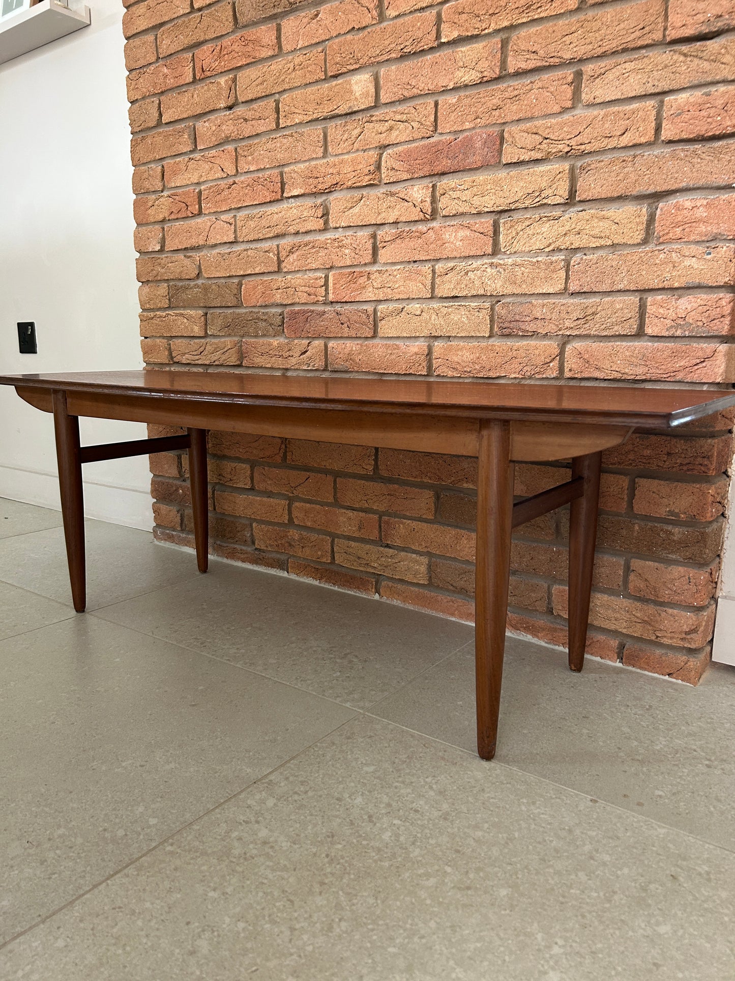 Vintage - Low Mid Century Coffee Table - Surfboard Style